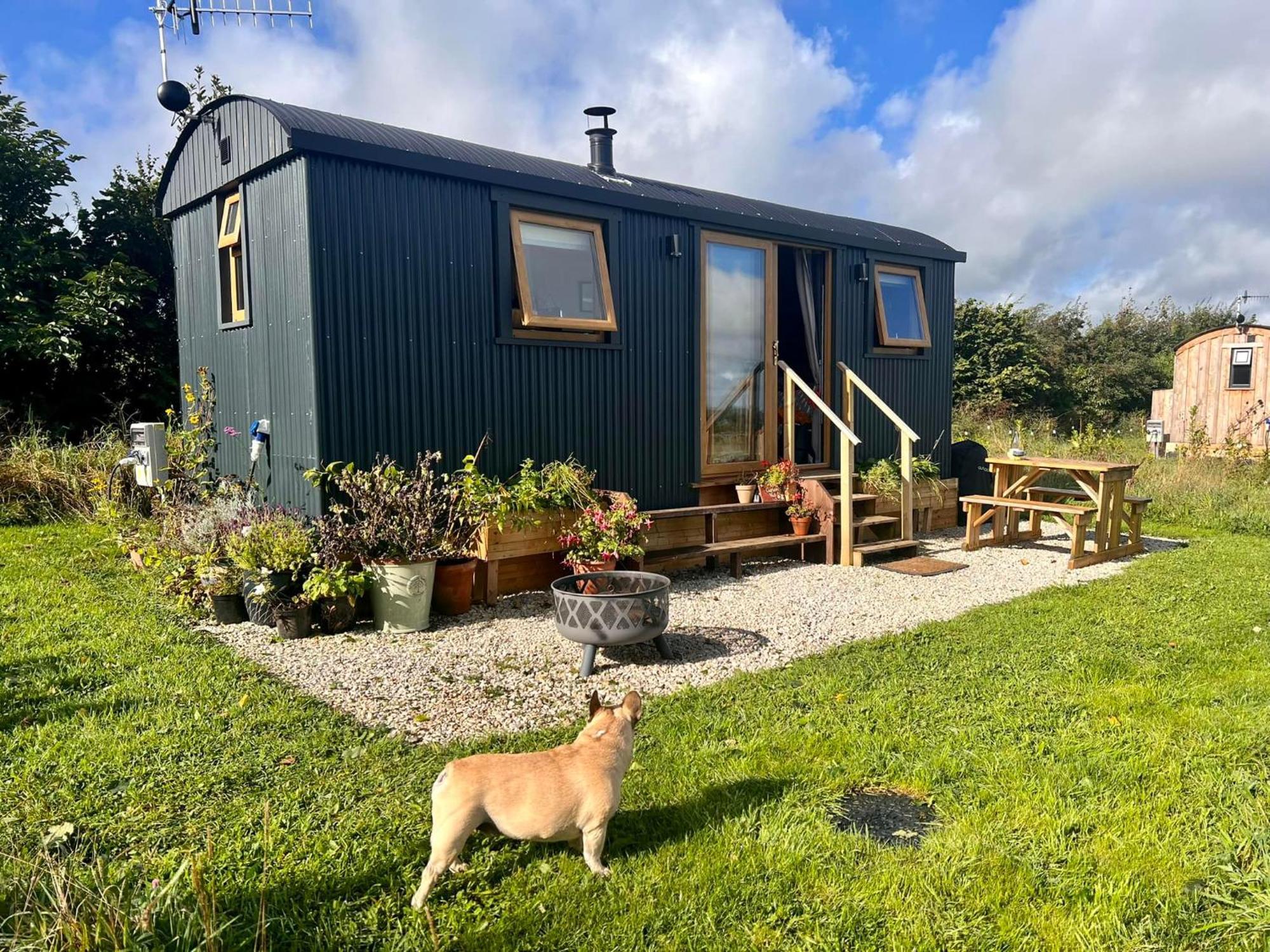 Luxury Shepherd Hut In The Peak District ベイクウェル エクステリア 写真